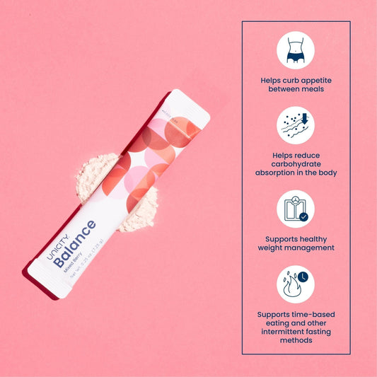 Unicity Balance Mixed Berry – Portionsstick auf rosa Hintergrund mit Vorteilen für Appetitzügelung, Kohlenhydrataufnahme, Gewichtsmanagement und Intervallfasten